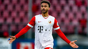 Tommy St. Jago - FC Utrecht defender