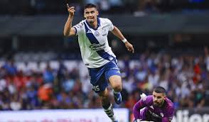 Guillermo Martínez Club Puebla striker