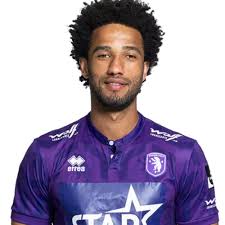R. Sanusi - K. Beerschot VA midfielder